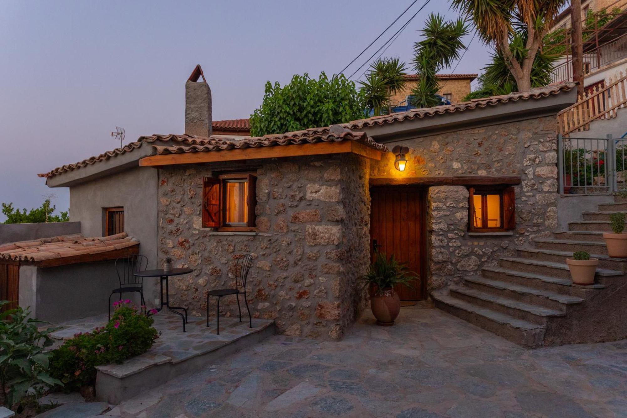 Fteri Stone House In Platanos, Akrata Διαμέρισμα Εξωτερικό φωτογραφία